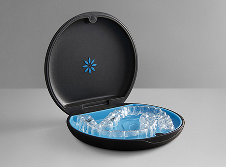 下北沢駅前ブレネ歯科・矯正歯科様